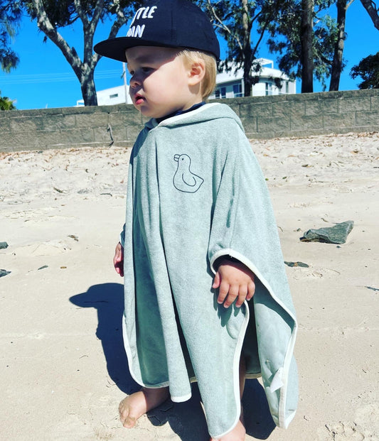 Poncho Hooded Towel | ARCHIE-LU-ROSE